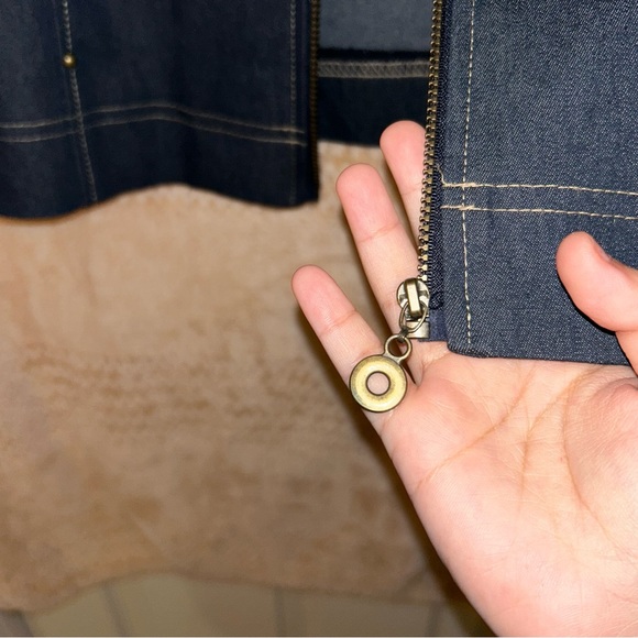 Cafe au lait Jacket Vest & Zipper Coat Sleeveless Top Made in Canada Size M - Picture 5 of 5